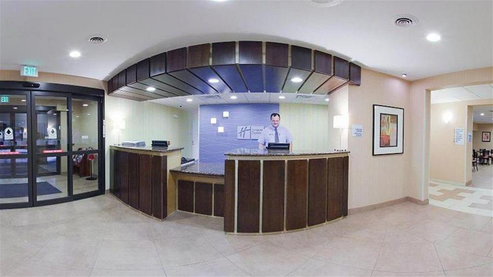 Holiday Inn Express Hotel And Suites Lincoln Airport By Ihg Buitenkant foto